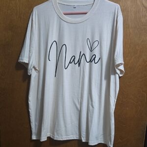 Cream 'Nana' Graphic T-Shirt